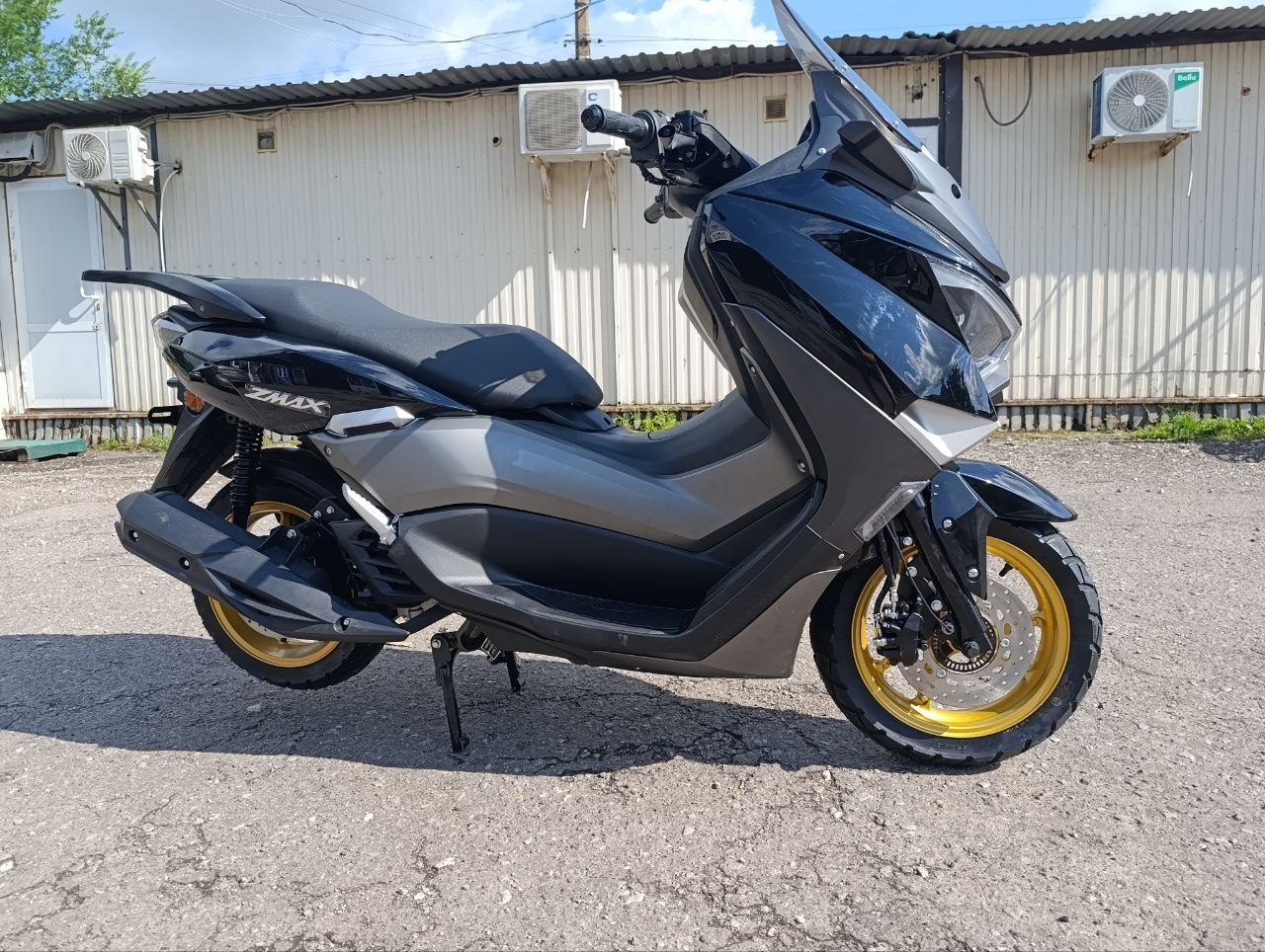 Скутер Z-MAX 180 (49cc)